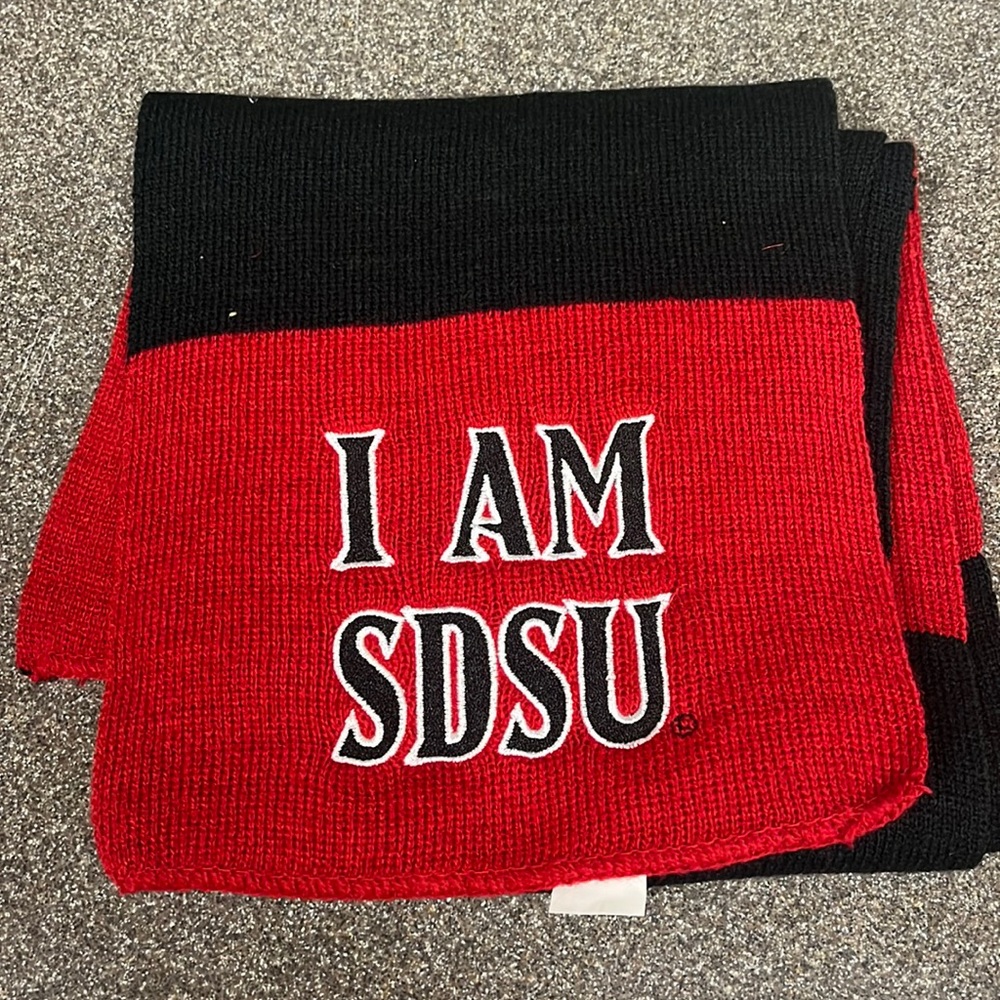 SDSU Scarf